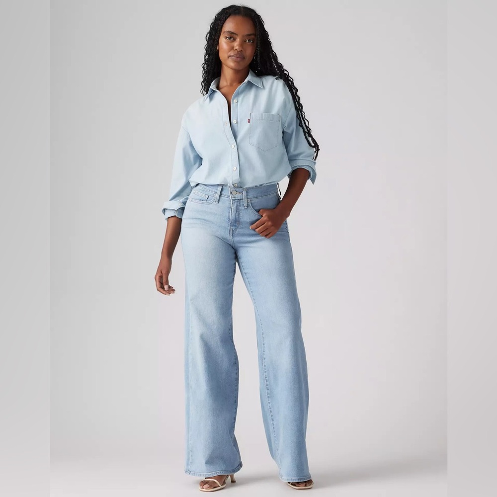 318 Shaping Wide Leg Jeans